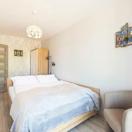 Apartment Vacationclub - Pionierow 6, 25